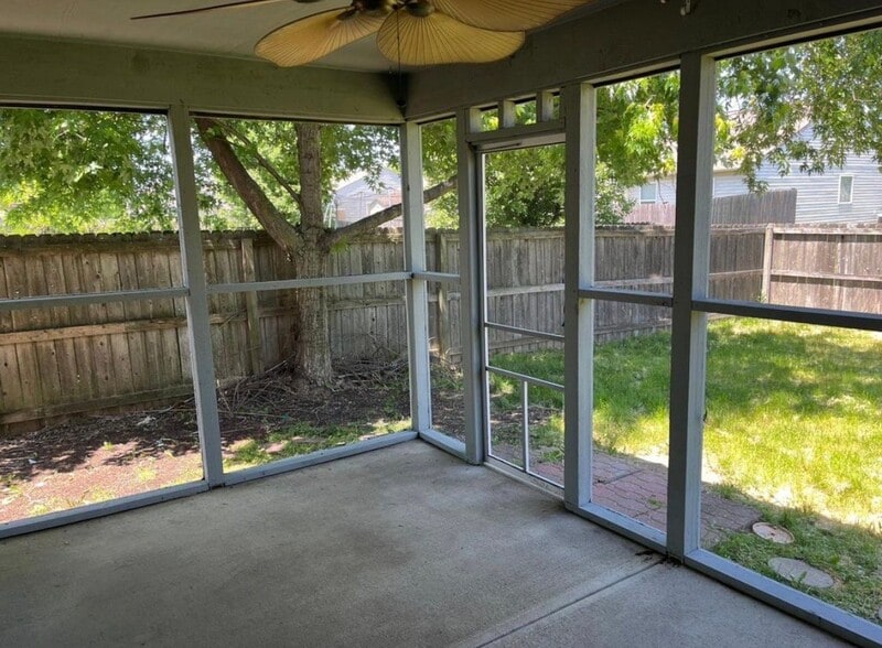 Building Photo - 1766 Quinn Creek Dr