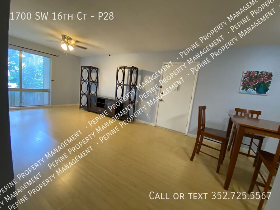 Building Photo - 1700 SW 16th Ct