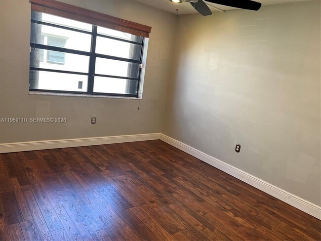 Building Photo - 15501 Dover Ct