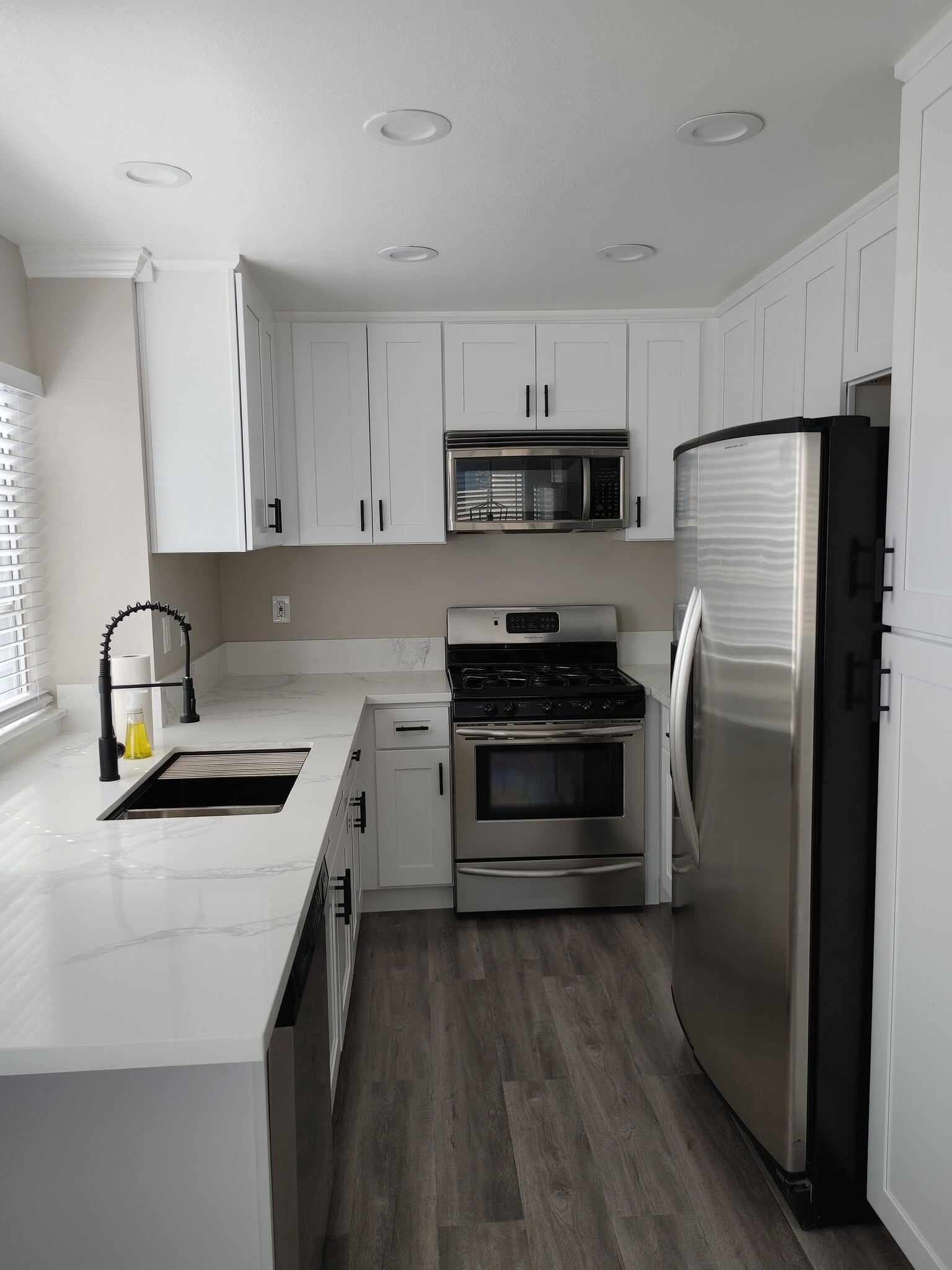 Kitchen - 357 W Wilson St