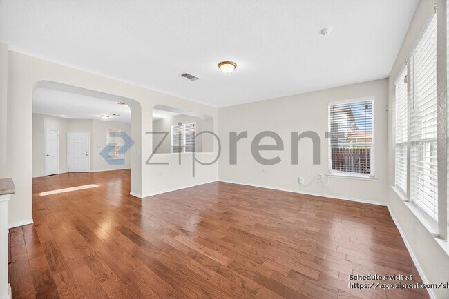 Building Photo - 7414 Bluebonnet Bay