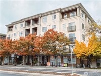 Building Photo - 0Bd/1Ba Bellevue Condo