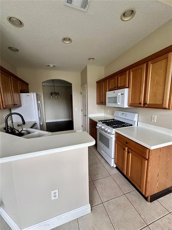 Building Photo - 8365 Miramar Way
