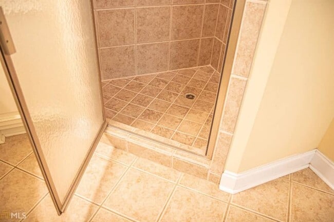 Building Photo - 168 Hamlin Rd