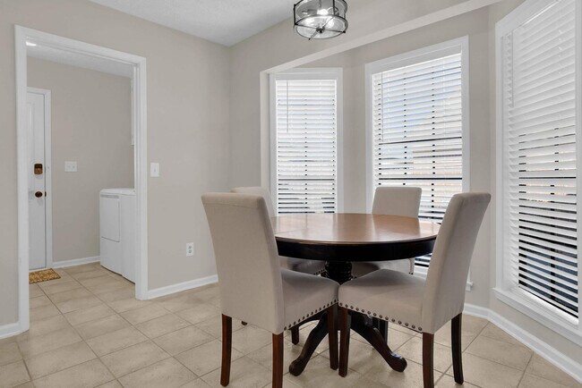 Building Photo - 4023 Ware Hill Dr
