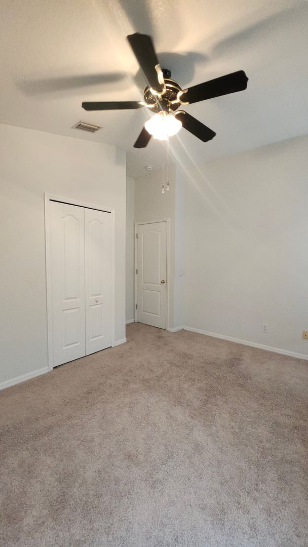 Building Photo - 1813 Greystone Heights Dr
