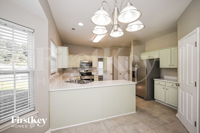 Building Photo - 13224 Greycrest Dr