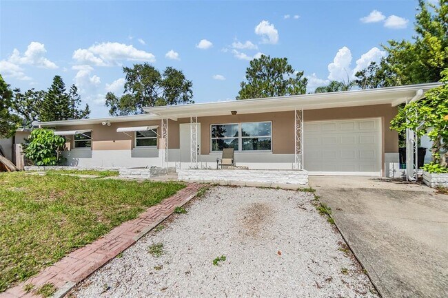 Building Photo - 954 Dumont Dr