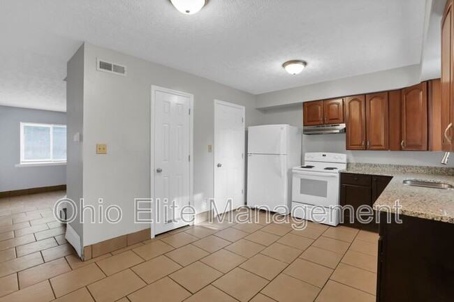 Building Photo - 2844 Baughman Ave