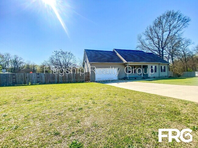 Building Photo - 101 Autumn Ridge Dr