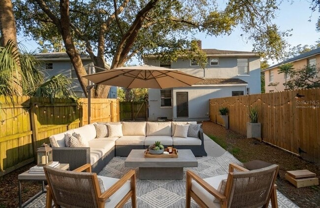 Building Photo - 1916 S Habana Ave