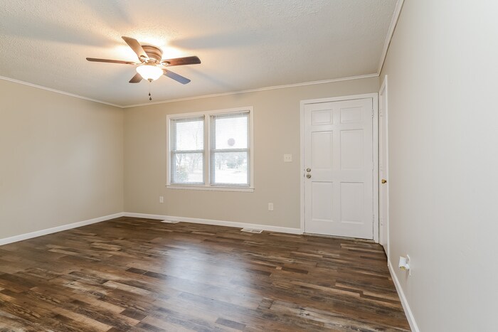 Building Photo - 4301 Glenford Dr