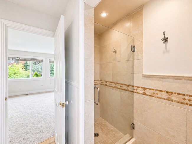 Building Photo - Great SFH for rent in North Rose Hill