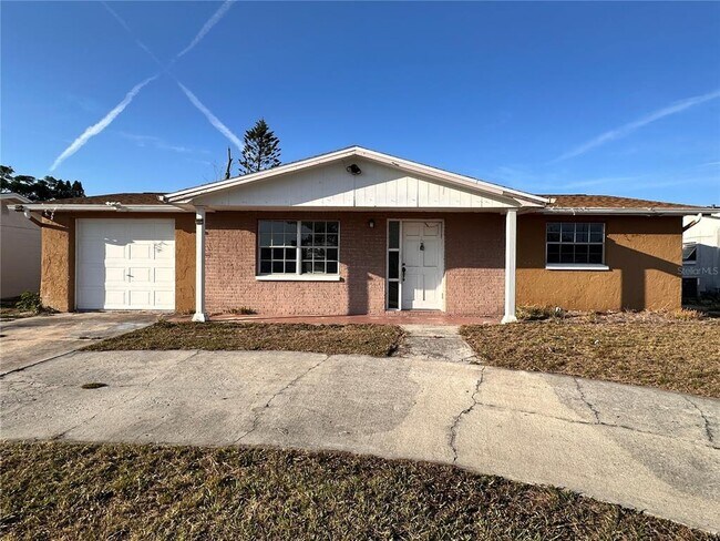 Building Photo - 3215 Bright Dr