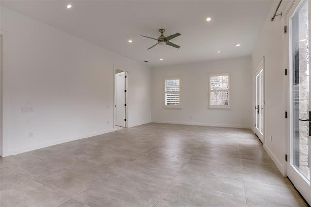 Building Photo - 2045 Marydale Rd