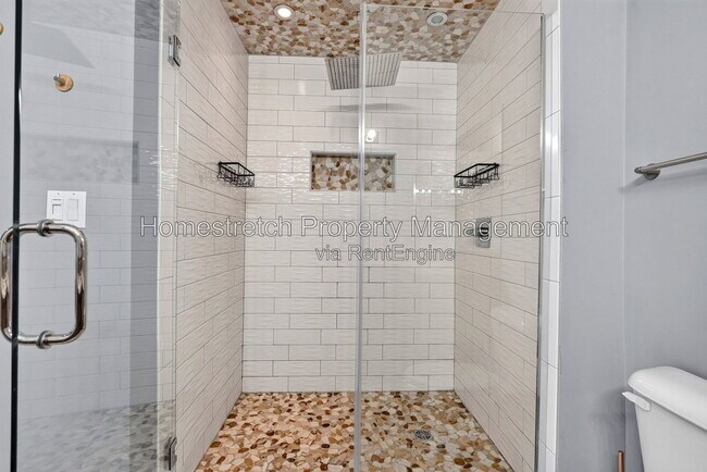 Building Photo - 1270 Strassner Dr