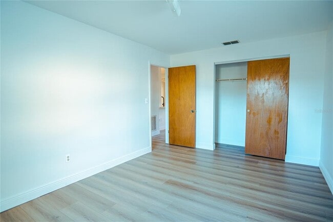 Building Photo - 1262 Jeffords St