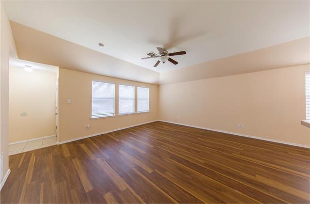Building Photo - 1824 Heron Dr