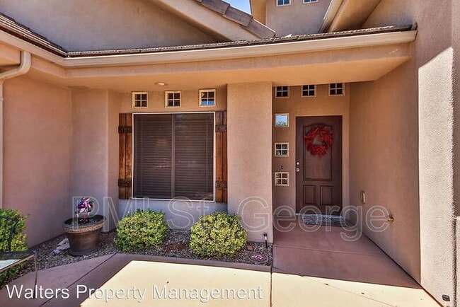 Building Photo - 3306 Bonita St