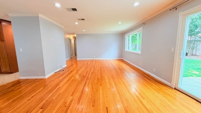 Building Photo - Charming 3BD/2BA, Single-Story, Ranch-Style Home in Broadmoor Area of San Ramon- Available NOW!