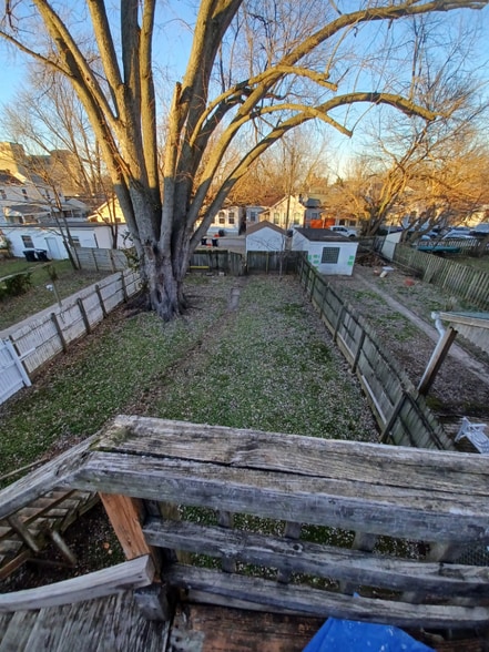 Building Photo - 1017 E Breckinridge St