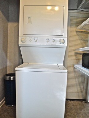 Building Photo - Adorable 2 Bedroom 1 Bath Home in Sylvan H...