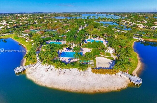 Building Photo - 781 NW 170th Terrace