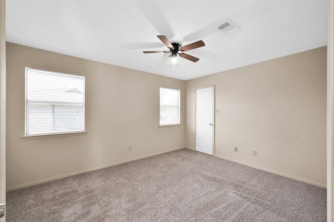 Building Photo - 1603 Hazelwood St