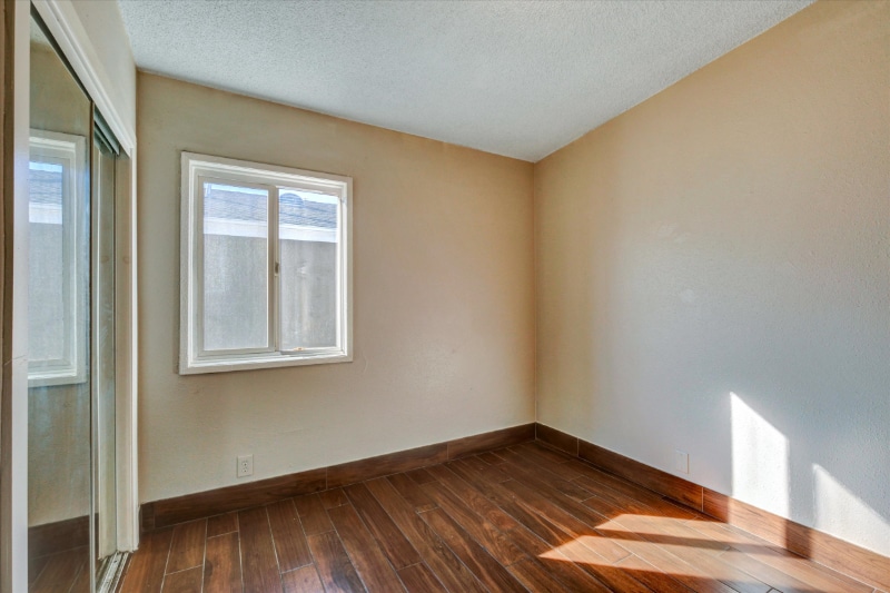 Primary Photo - 8508 Avalon Blvd