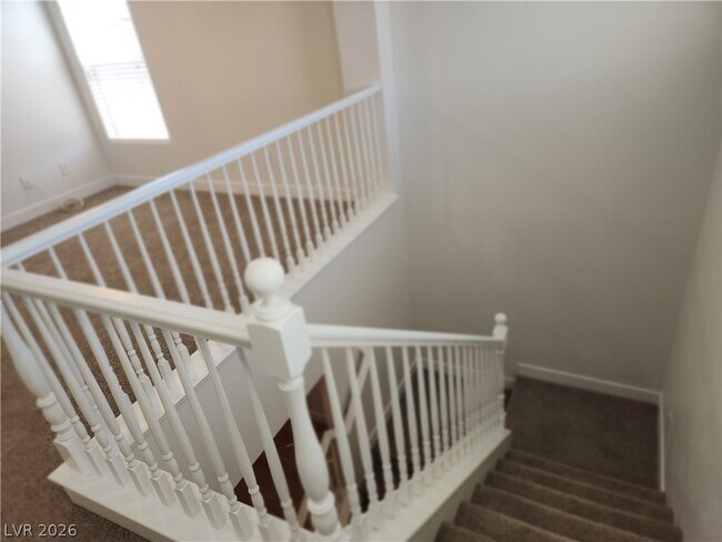 Building Photo - 138 E Cosmos Ct