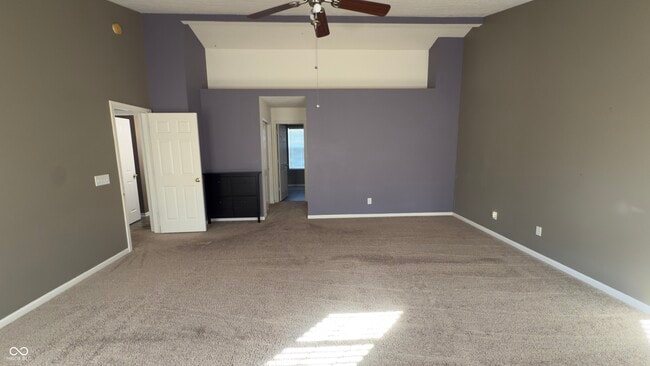 Building Photo - 5064 Gunston Ln