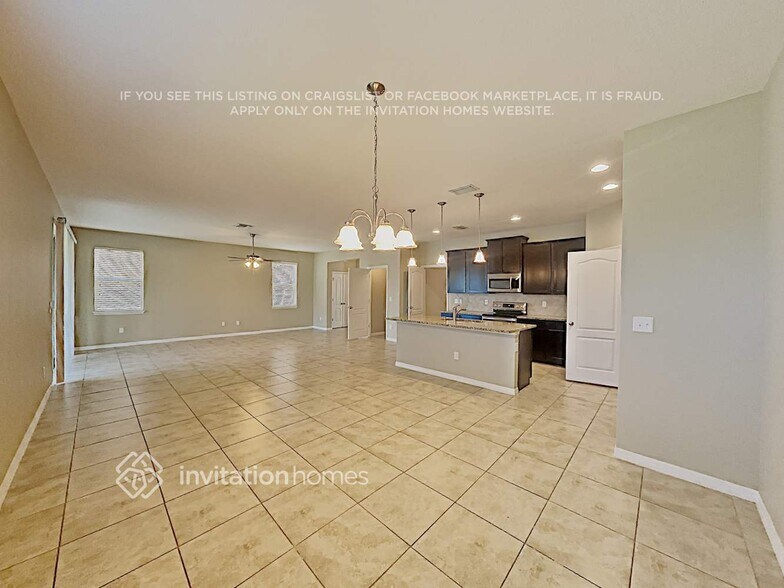Building Photo - 11618 Warren Oaks Pl