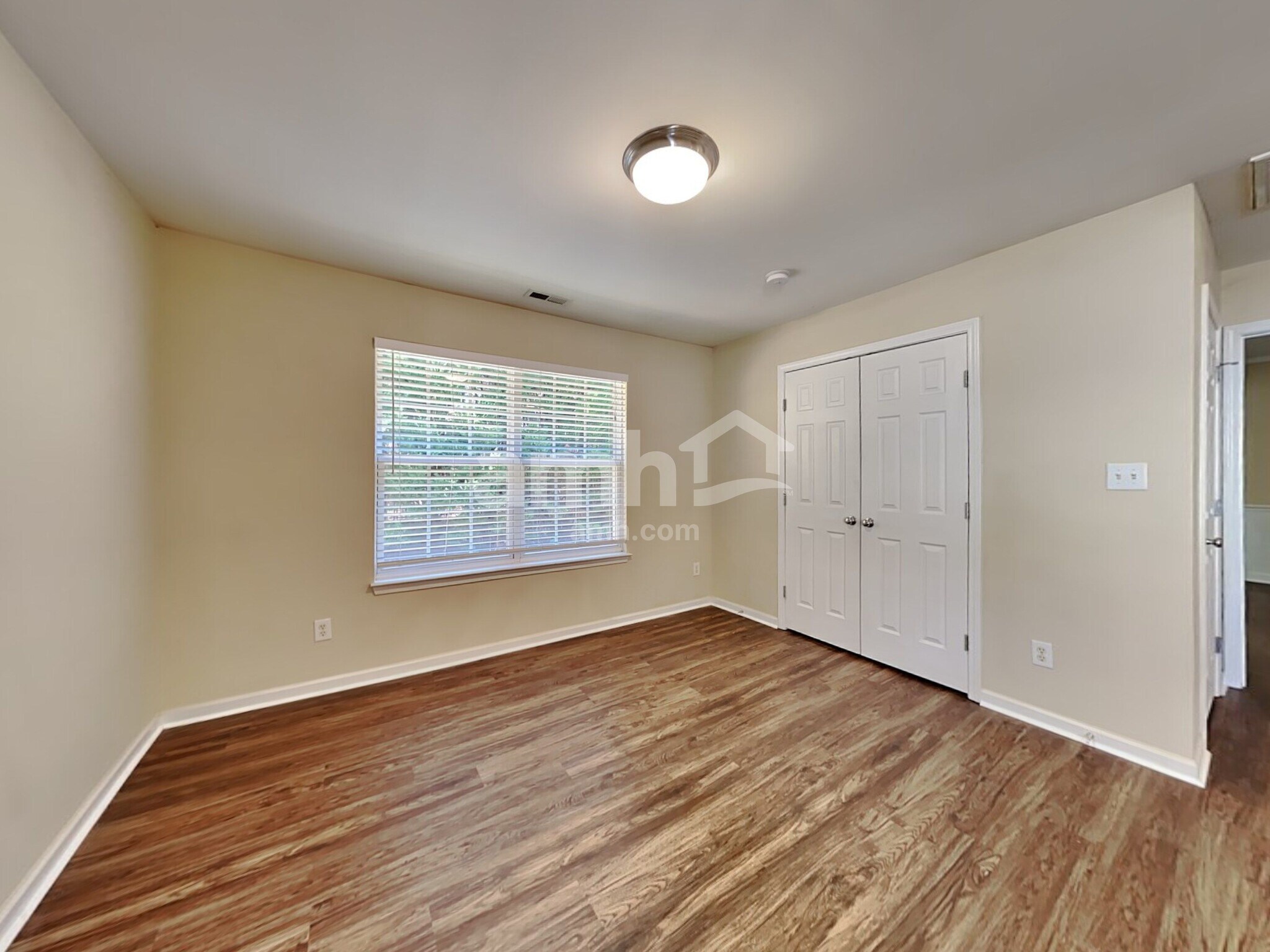 Building Photo - 5716 Running Fox Ln