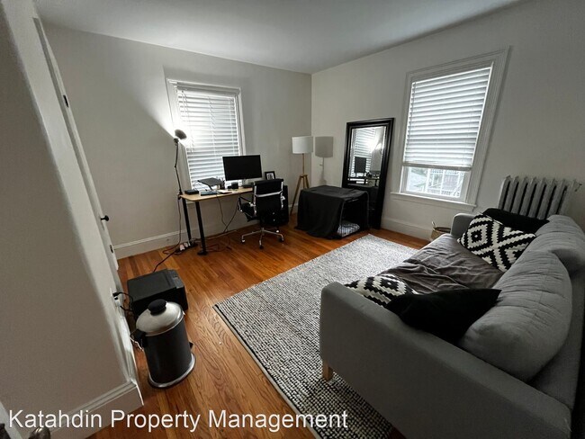 Building Photo - 3 br, 1.5 bath House - 41 Beacon Street