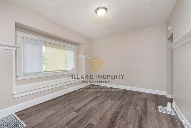 Building Photo - 3-Bedroom Home Near Tuxedo Park with 2-Car Garage, Available NOW!