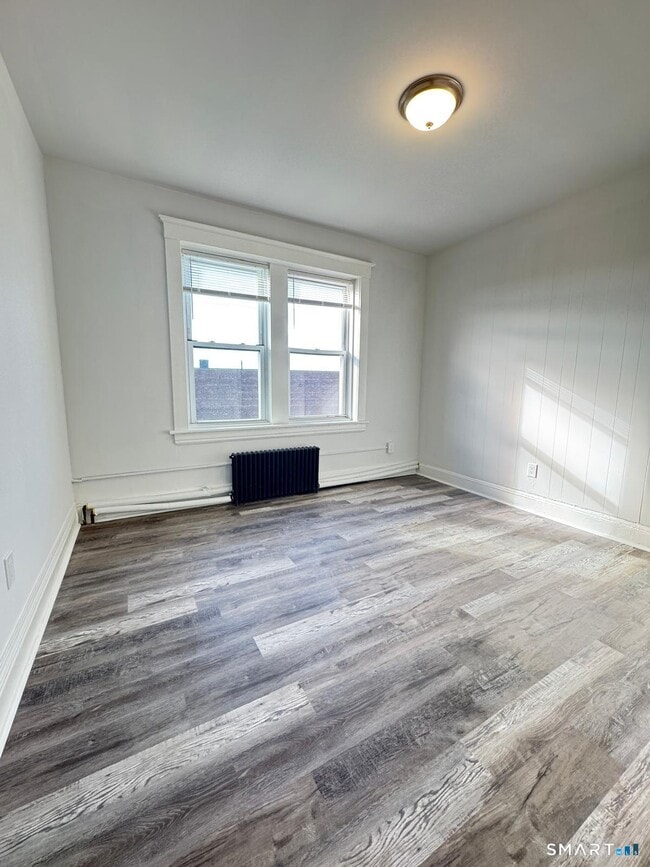 Building Photo - 1220 State St