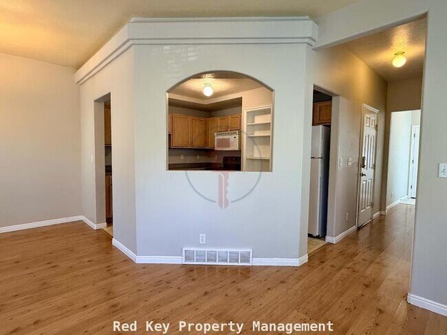 Building Photo - Anson Dr. Townhouse