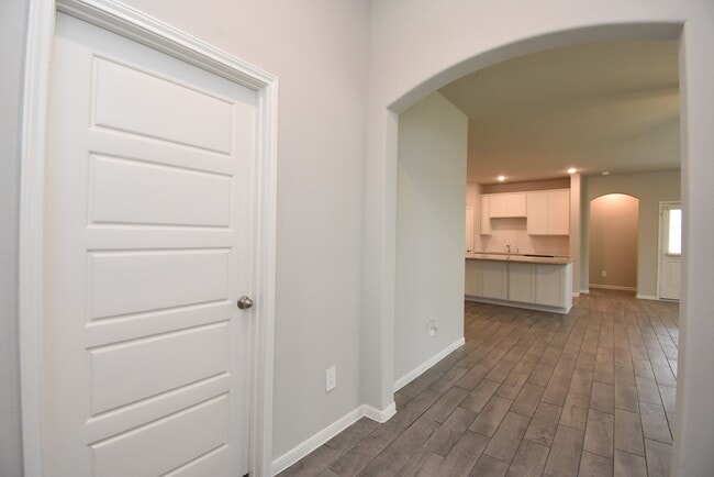Building Photo - 2128 Port Jackson Dr