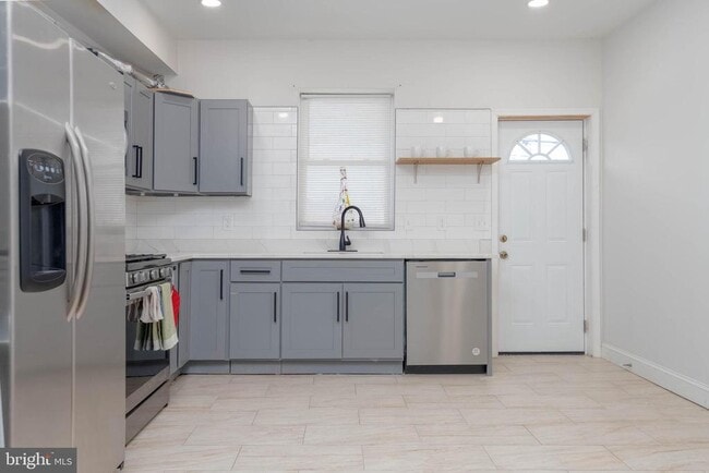 Building Photo - 508 N Linwood Ave