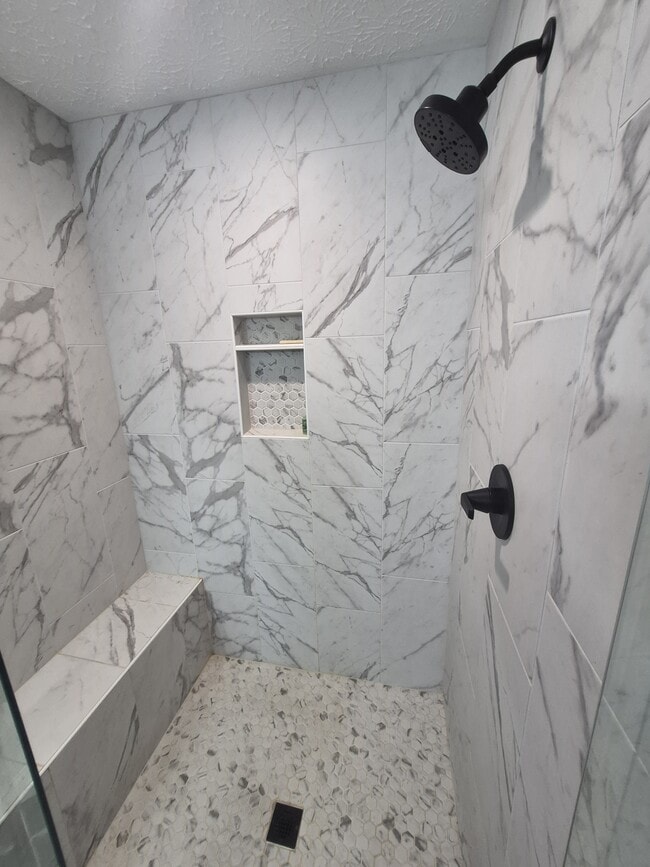 Building Photo - 307 Chiswick Ct