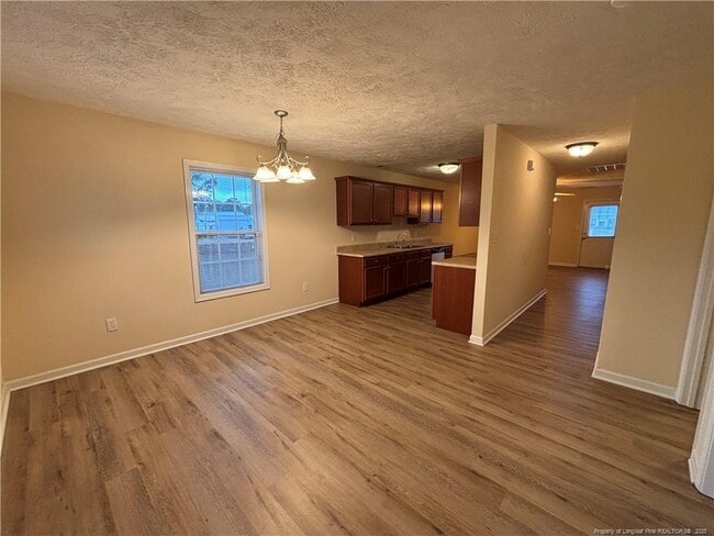 Building Photo - 2713 Whitwell Pl