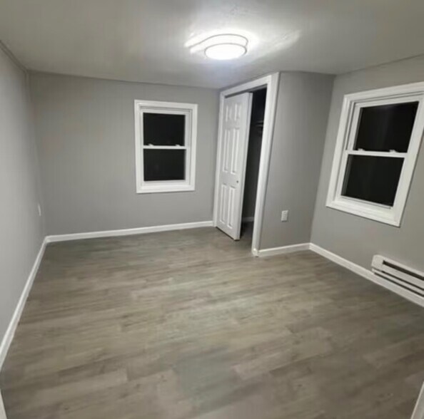 Building Photo - 12 Cedar Aly