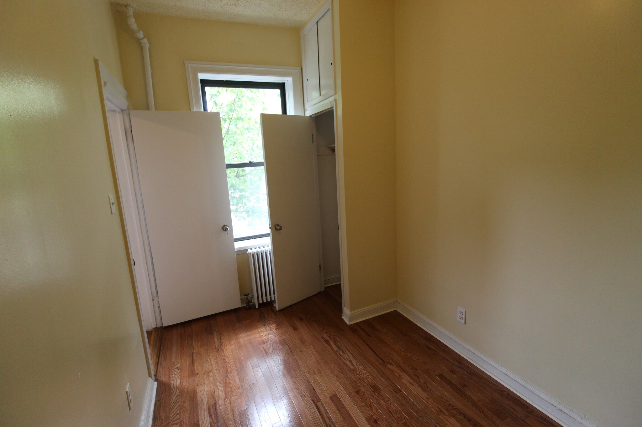 Building Photo - 515 Park Pl