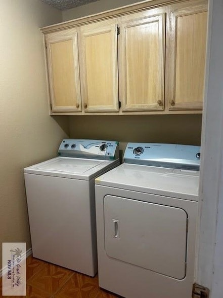 Building Photo - 944 Alta Mesa Blvd