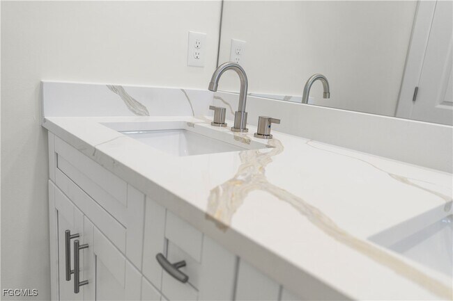 Building Photo - 4649-4651 24th St SW