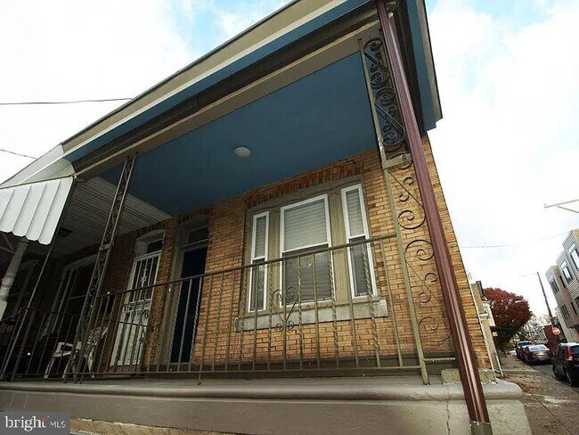 Building Photo - 4335 Fleming St