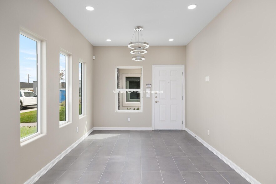 Building Photo - 3601 Frio Ave