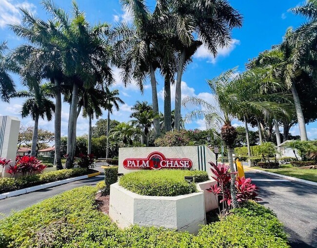 Building Photo - 10615 Ocean Palm Way