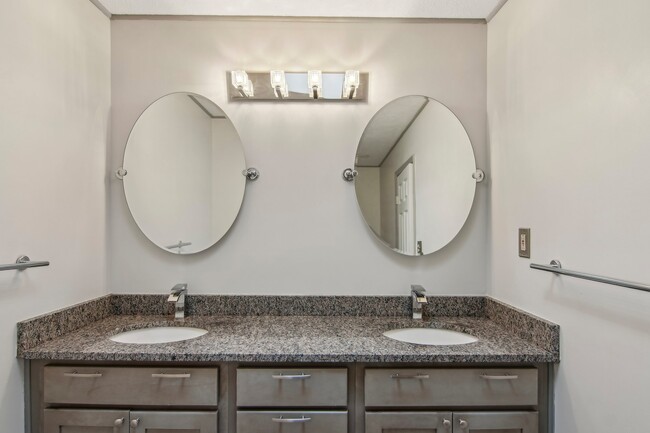 Building Photo - 11 Timothy Ln