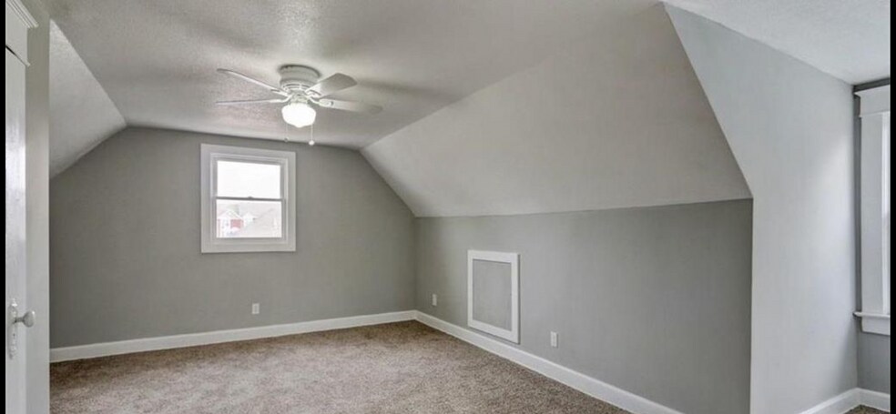 Building Photo - 2629 Campbell St